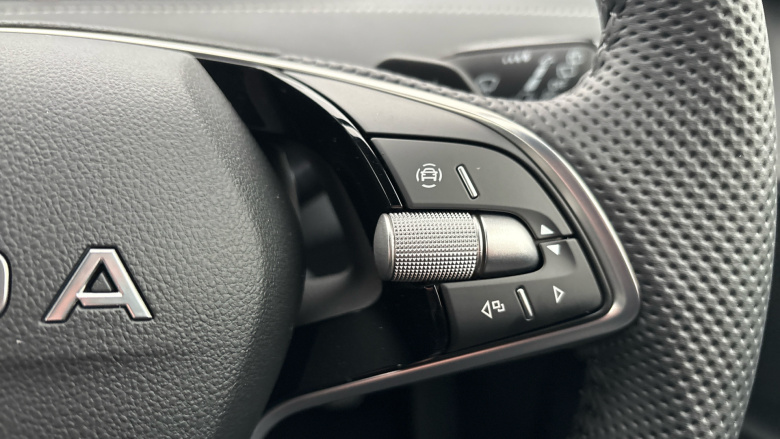 Skoda Enyaq 210kW 85 Sportline 82kWh 5dr Auto Electric Estate